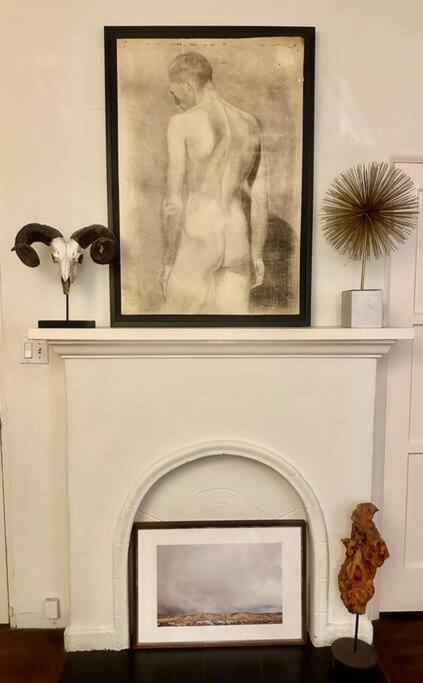Designer 2 Bedroom Beverly Hills-rodeo Drive *