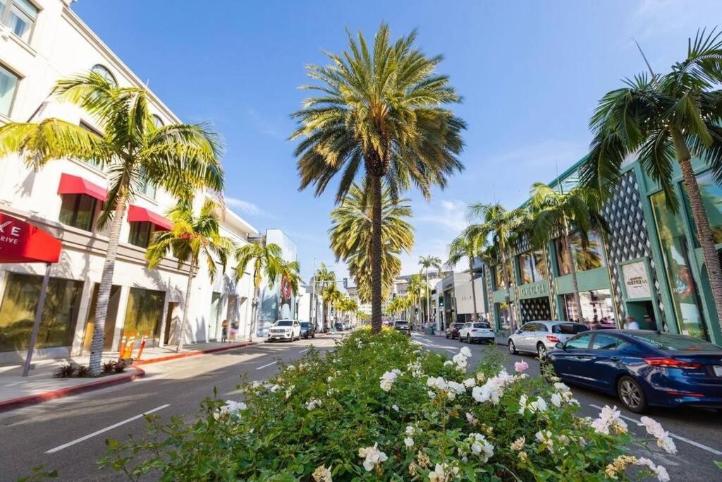 Designer 2 Bedroom Beverly Hills-rodeo Drive