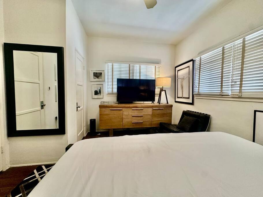 Apartamento Designer 2 Bedroom Beverly Hills-rodeo Drive *